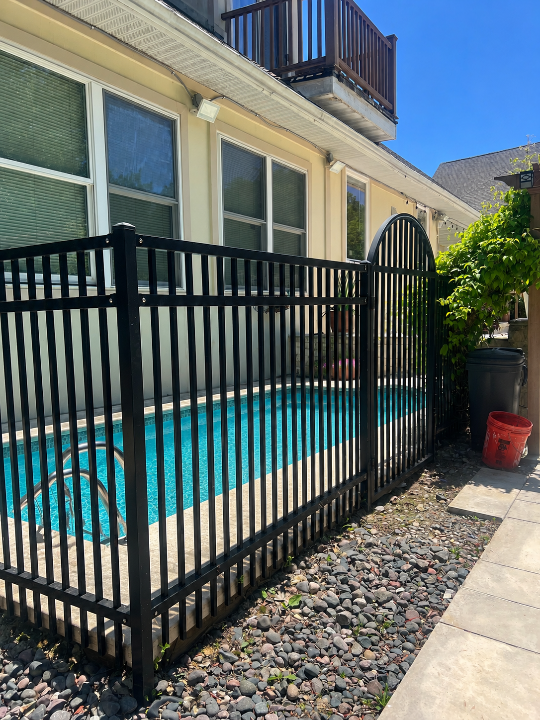 Swimming pool home fence